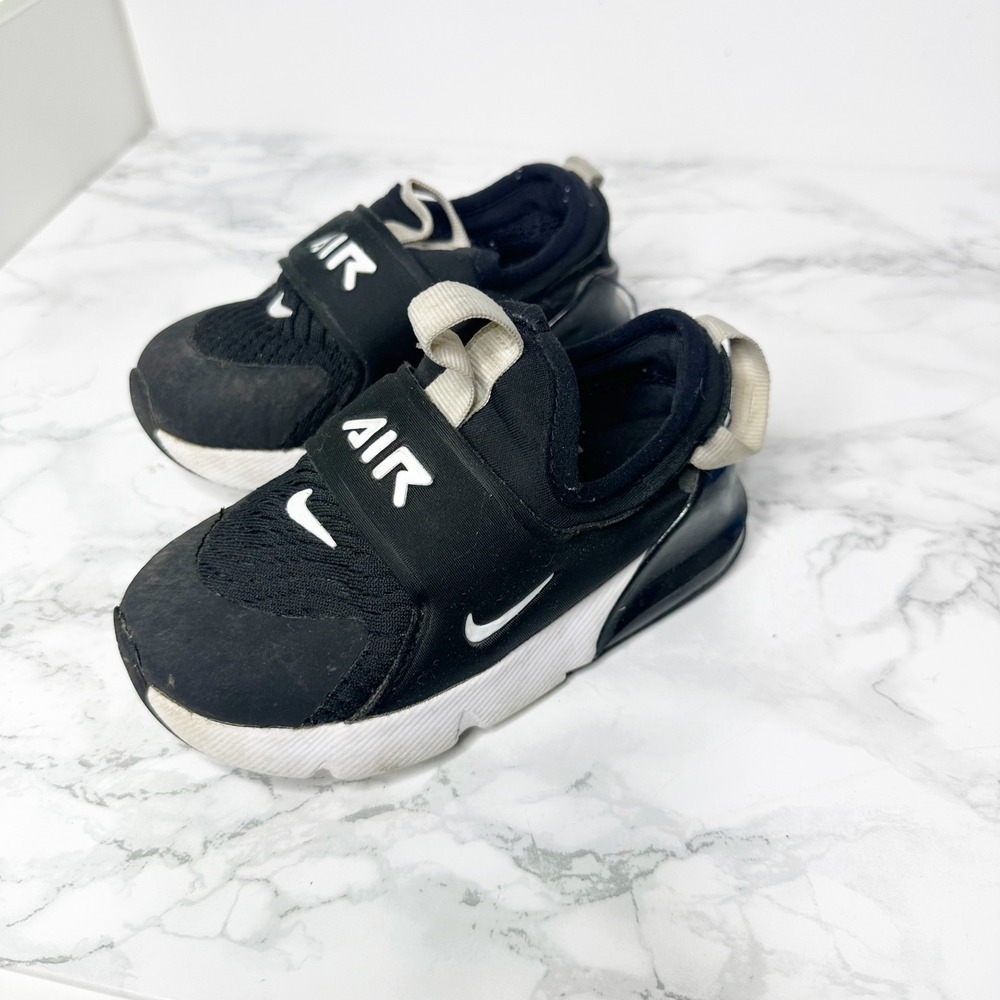 Nike Air Max 270 Extreme Kids 9C Black White Good Slip On Athletic Sneaker